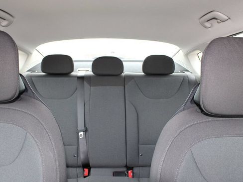 Used 2025 Kia K4 FWD image 12