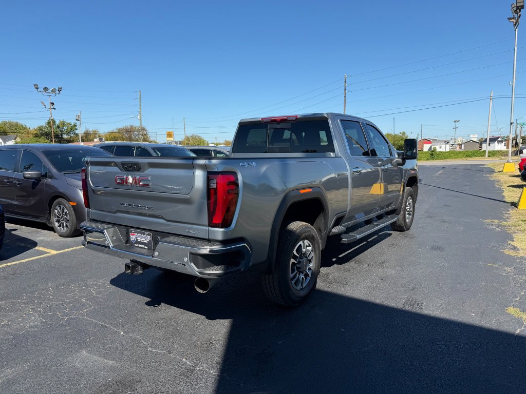 Used 2024 GMC Sierra 2500 SLT w/ SLT Convenience Package AWD/4WD image 3