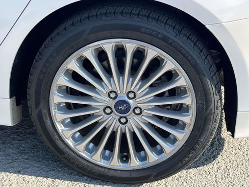 Used 2014 Ford Fusion Titanium FWD image 11