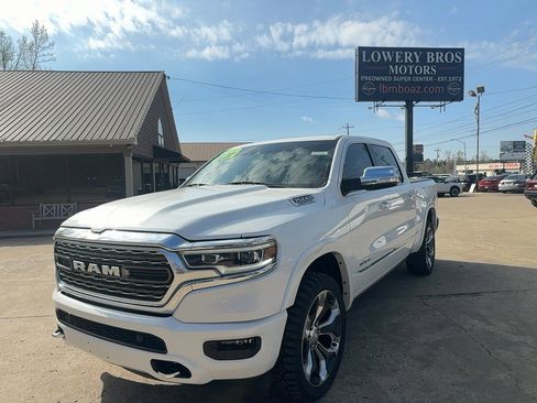 Used 2020 RAM 1500 Limited image 1
