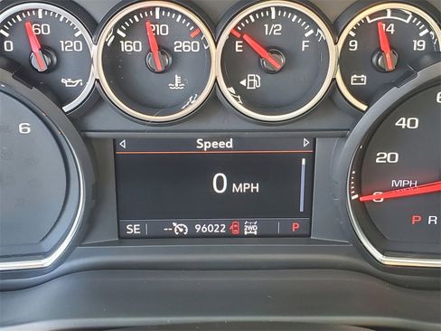 Used 2022 Chevrolet Silverado 1500 RST w/ Redline Edition image 11