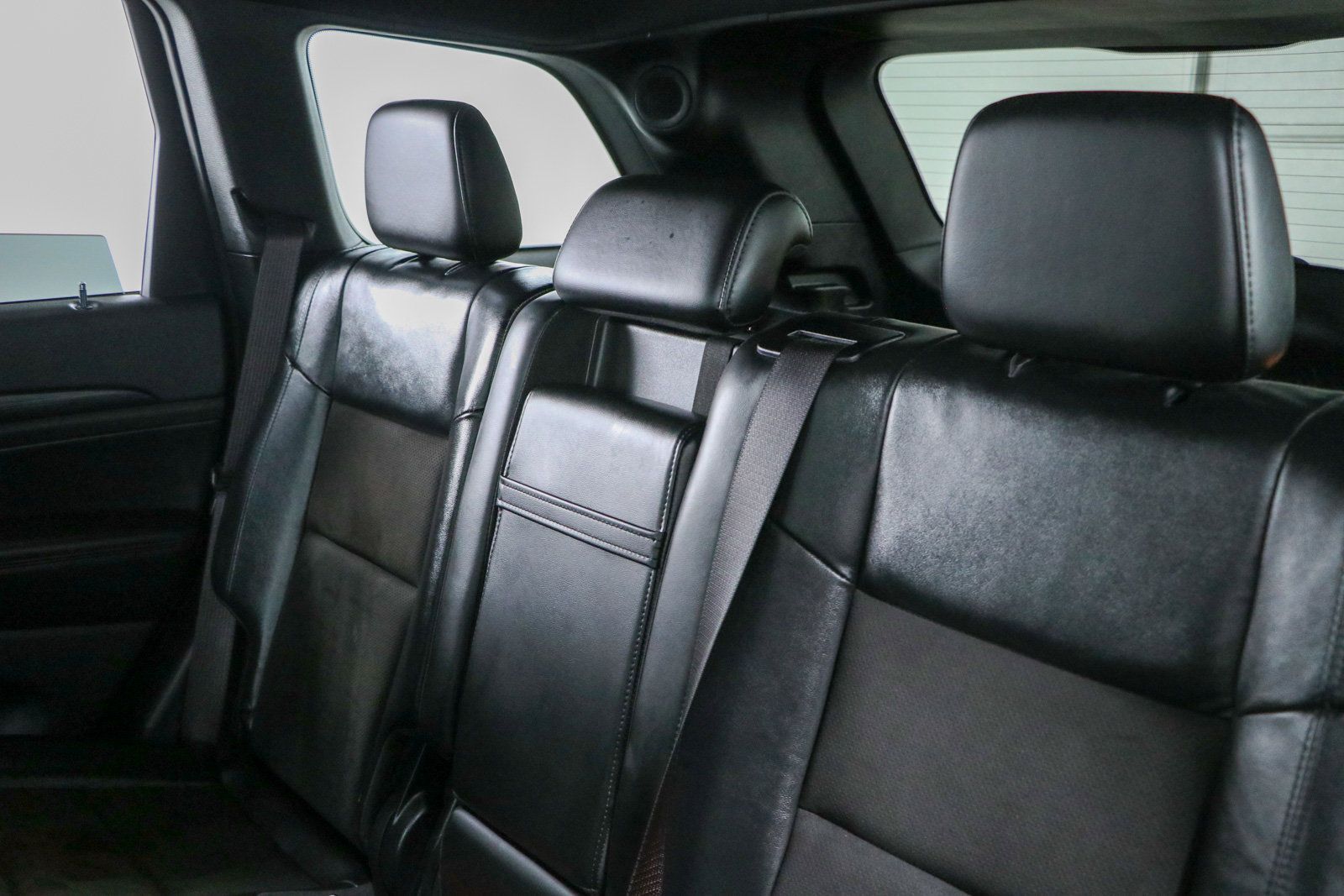 Used 2021 Jeep Grand Cherokee Laredo X AWD/4WD image 25
