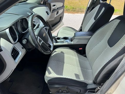 Used 2011 Chevrolet Equinox LS w/ Bluetooth Package image 12