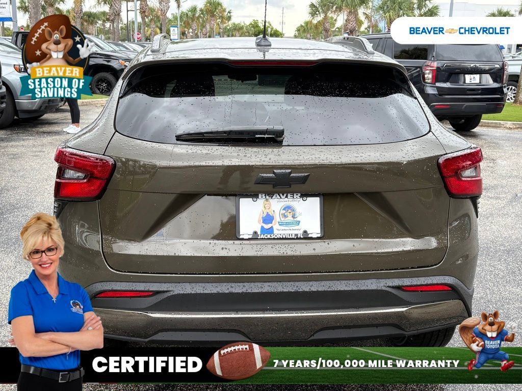 Used 2024 Chevrolet Trax ACTIV w/ Sunroof Package FWD image 6