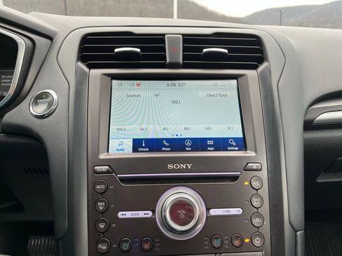 Used 2020 Ford Fusion Titanium image 17