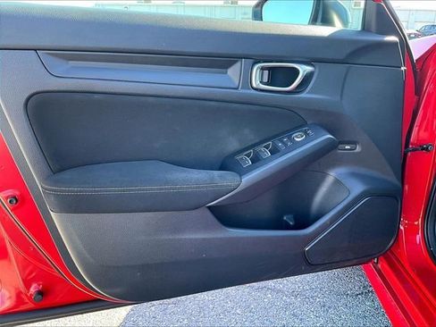 Used 2022 Honda Civic Sport image 9
