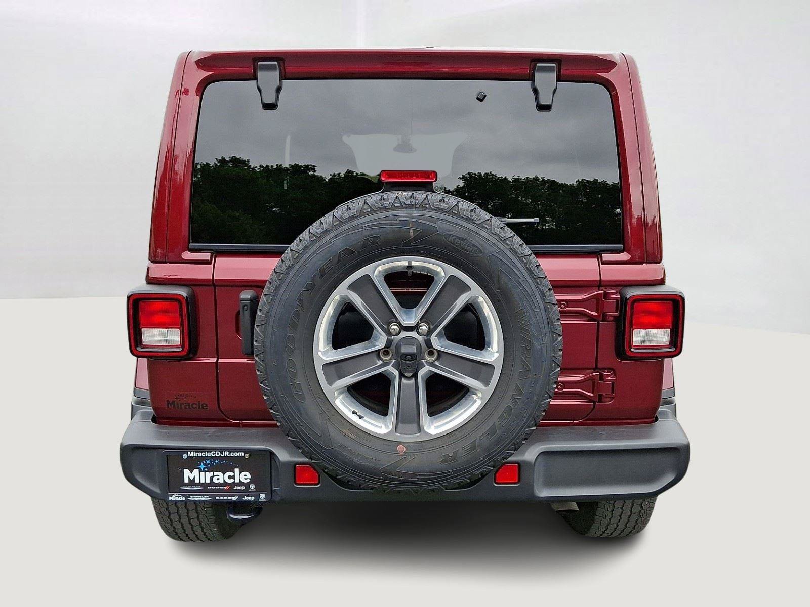 Certified 2021 Jeep Wrangler Unlimited Sahara AWD/4WD image 6