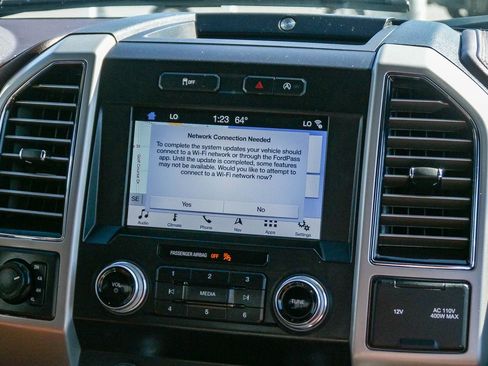 Used 2019 Ford F150 King Ranch image 13