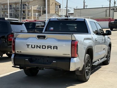 Used 2025 Toyota Tundra Limited AWD/4WD image 4
