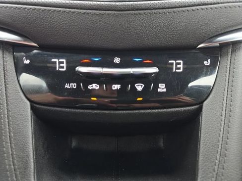 Used 2020 Cadillac XT5 Premium Luxury AWD/4WD image 29