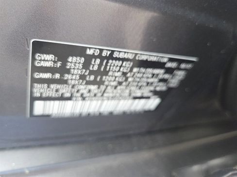 Used 2018 Subaru Outback 3.6R Limited AWD/4WD image 12