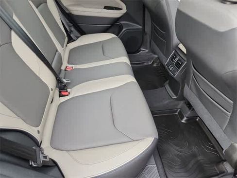 Certified 2025 Subaru Forester Limited image 19