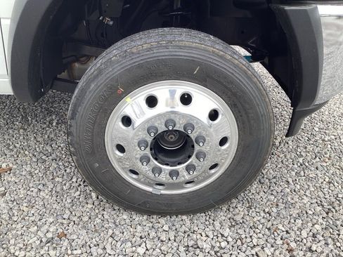 New 2026 RAM 5500 Tradesman w/ Chrome Appearance Group image 9