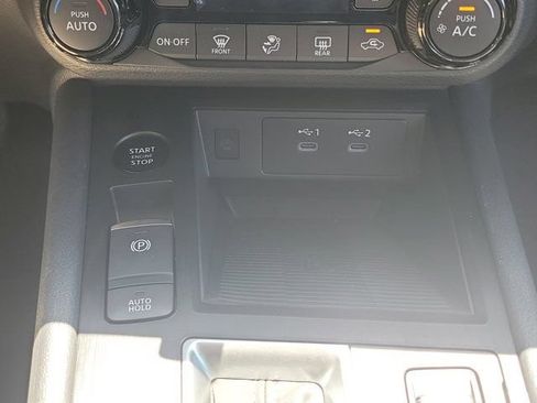 New 2026 Nissan Kicks SV w/ SV Premium Package FWD image 23