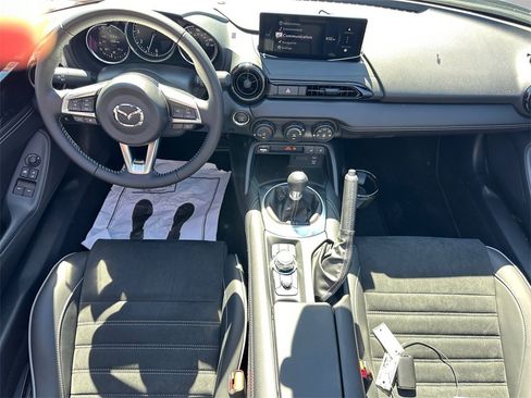 New 2025 MAZDA MX-5 Miata RF Club image 13