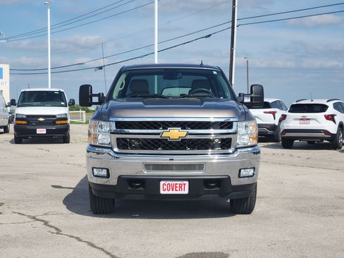 Used 2013 Chevrolet Silverado 2500 LTZ w/ LTZ Plus Package AWD/4WD image 2