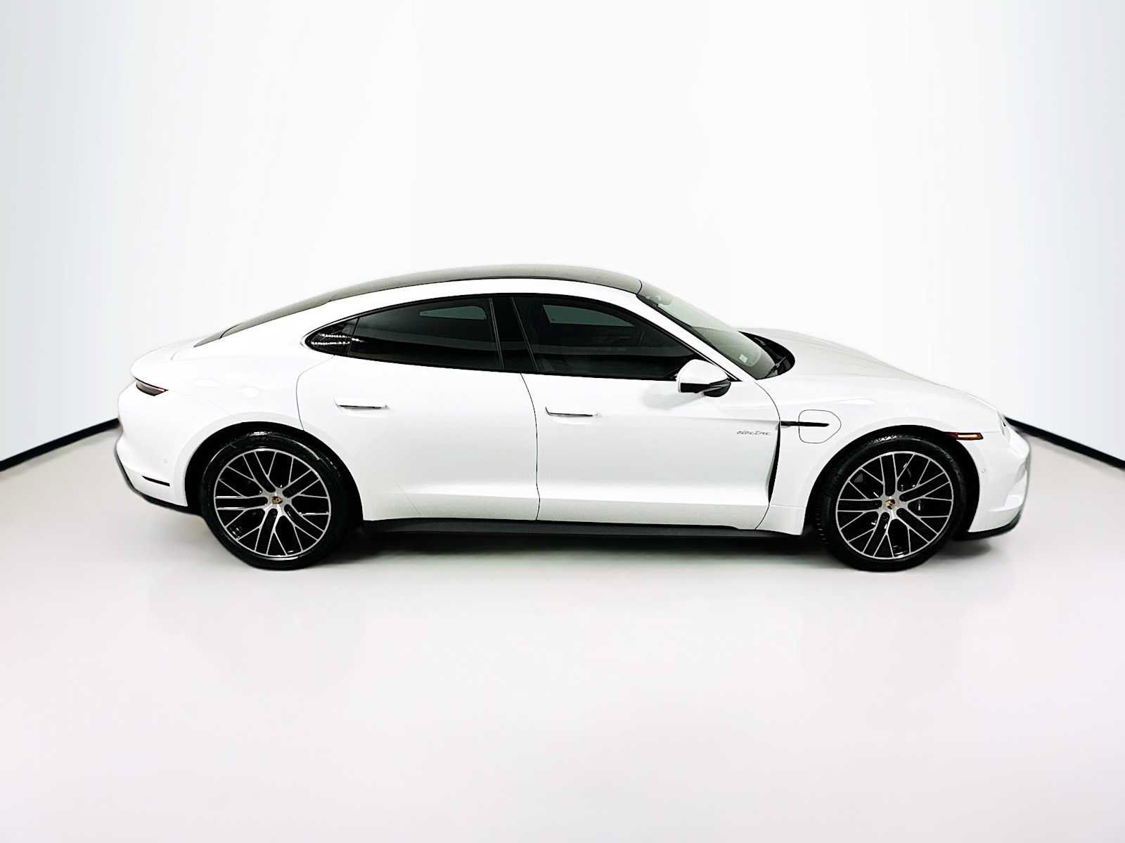 Used 2025 Porsche Taycan RWD image 8
