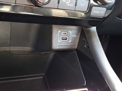 Certified 2025 Jeep Compass Limited w/ Elite Group AWD/4WD image 26