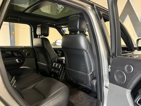 Used 2019 Land Rover Range Rover Supercharged AWD/4WD image 21