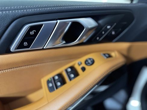 Used 2022 BMW X5 xDrive40i w/ Premium Package image 20