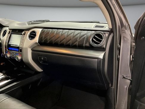 Used 2017 Toyota Tundra Platinum AWD/4WD image 27