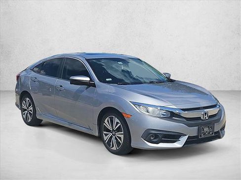 Used 2017 Honda Civic EX-L image 3