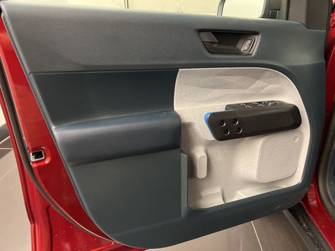 New 2025 Ford Maverick XLT w/ XLT Luxury Package image 26