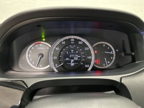 Used 2017 Honda Accord LX image 21