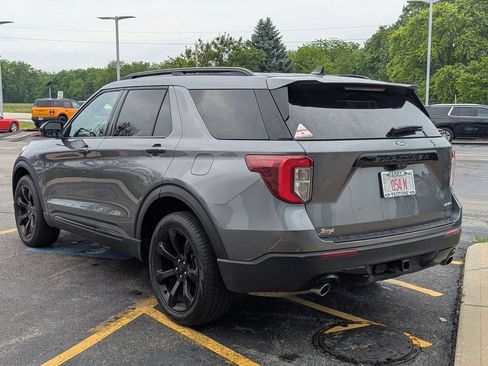Used 2024 Ford Explorer ST-Line w/ Class IV Trailer Tow Package AWD/4WD image 5