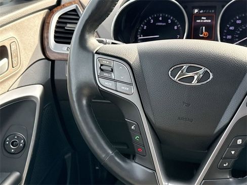 Used 2019 Hyundai Santa Fe XL image 27