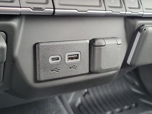 New 2026 Chevrolet Silverado 2500 W/T w/ WT Convenience Package image 8