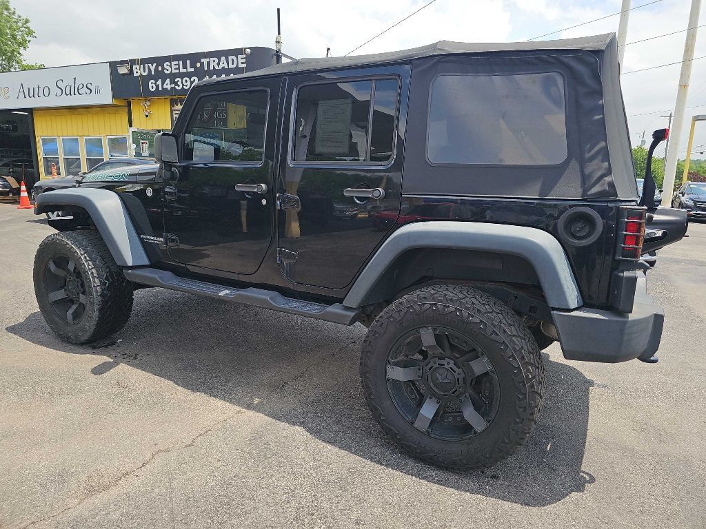 Used 2014 Jeep Wrangler Unlimited Rubicon w/ Connectivity Group AWD/4WD image 15