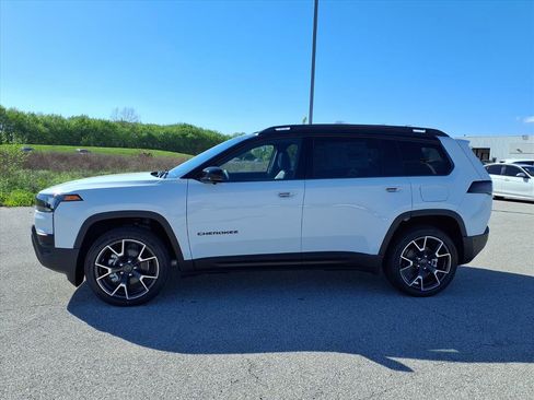 New 2026 Jeep Cherokee Overland AWD/4WD image 19