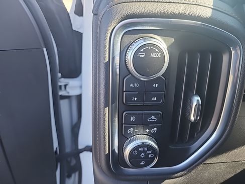 Used 2021 GMC Sierra 1500 AT4 AWD/4WD image 18