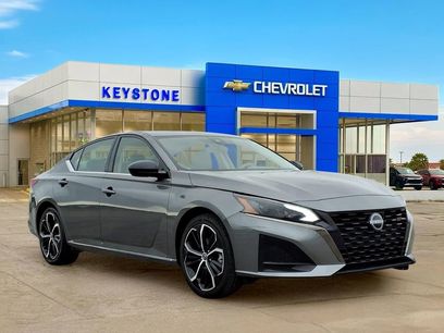 Used 2024 Nissan Altima 2.5 SR