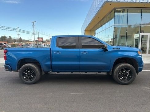 Used 2023 Chevrolet Silverado 1500 RST w/ Z71 Off-Road Package image 6