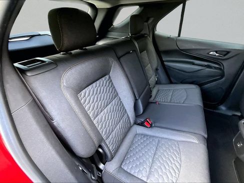 Used 2019 Chevrolet Equinox LT FWD image 26