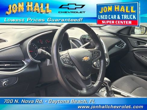 Used 2021 Chevrolet Malibu LT image 20