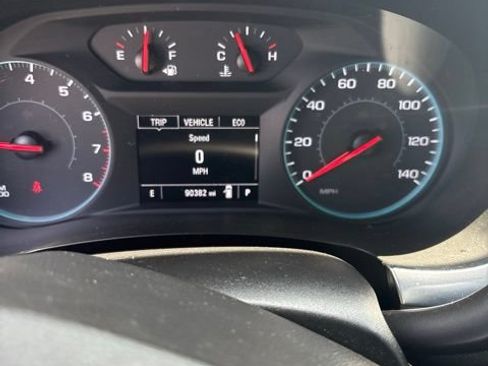 Used 2020 Chevrolet Traverse LS FWD image 6