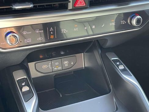 New 2026 Kia Sorento S image 36