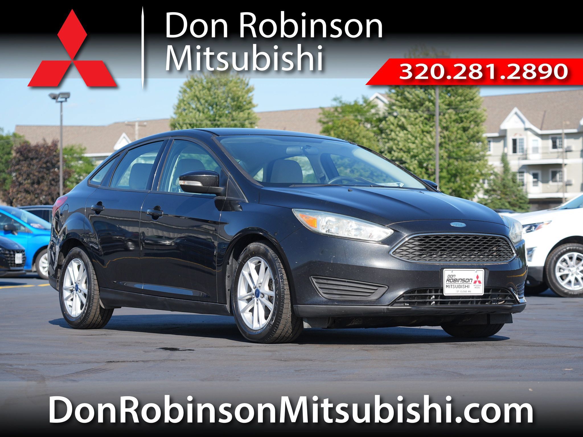 Used 2015 Ford Focus SE FWD image 1
