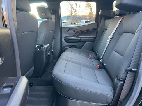 Used 2024 Chevrolet Colorado Trail Boss w/ Advanced Trailering Package image 24