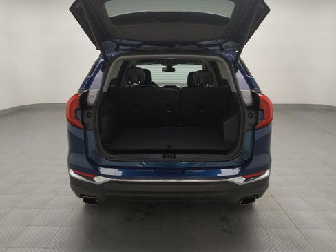 Used 2020 GMC Terrain SLT w/ Preferred Package image 29