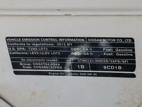 Used 2012 Nissan Frontier PRO-4X AWD/4WD image 28