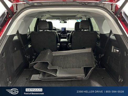 Used 2022 Ford Explorer Limited w/ Limited Technology Package image 31