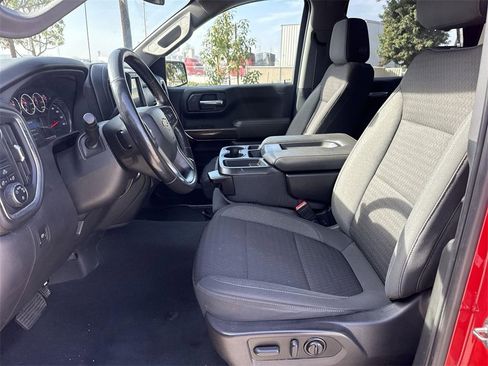 Used 2022 Chevrolet Silverado 1500 LT image 17