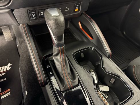 Used 2022 Nissan Frontier Pro-X image 18