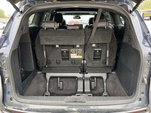 Used 2022 Toyota Sienna XSE w/ XSE Plus Package image 19