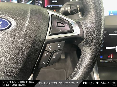 Used 2019 Ford Edge Titanium w/ Equipment Group 301A image 24