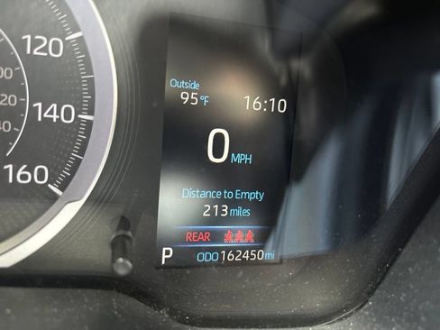 Used 2020 Toyota Corolla LE FWD image 20